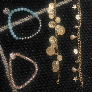  - ALLA armband för 60 kr!! Annars 20kr/st!!! ( + frakt )  Fint skick!!