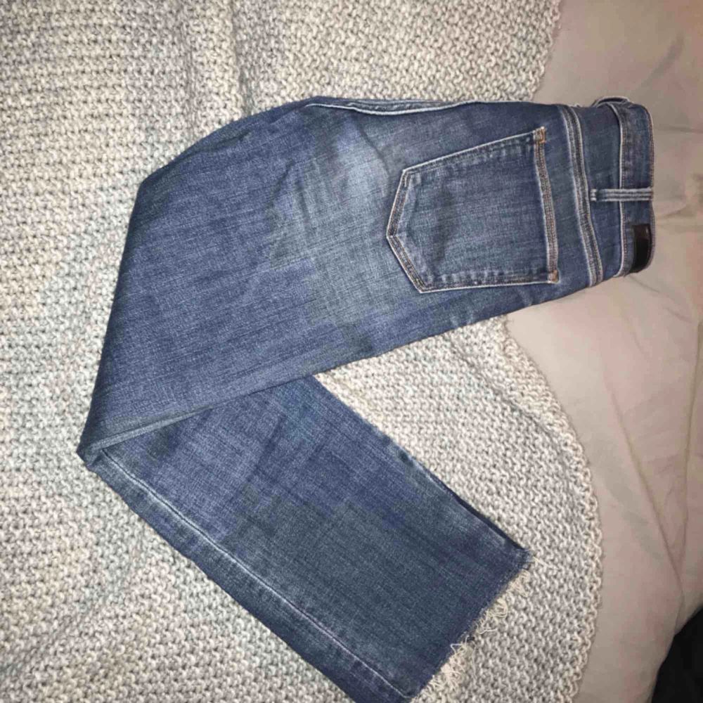 Kickflare jeans från abercrombie strl 25 (0s). Jeans & Byxor.