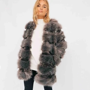  - Ny/oanvänd jacka i storlek XS, nypris 1200kr