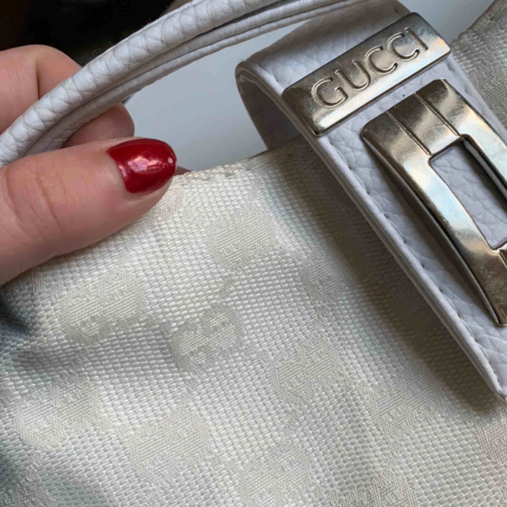Säljer denna vintage (fake) Gucci bag, jättegullig köpt på Humana👛. Väskor.