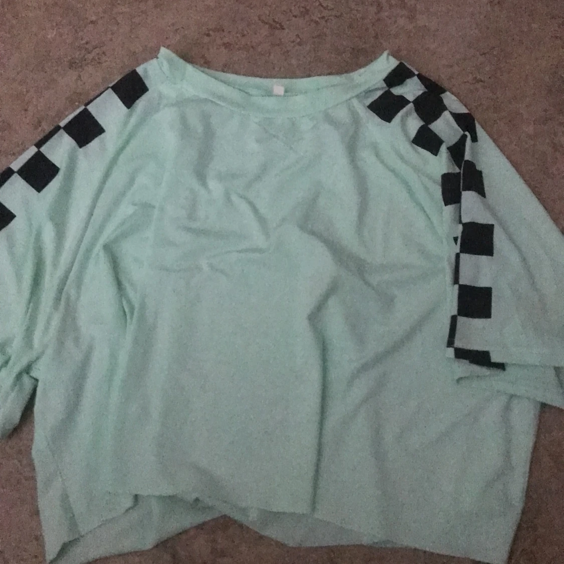 Croppad tröja