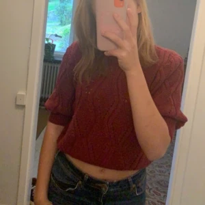 Stickad tröja  - En jätte skön stickad tröja som är från ivyrevel 💕🙌