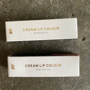 Läppstift  - Från H&M, ej använda 