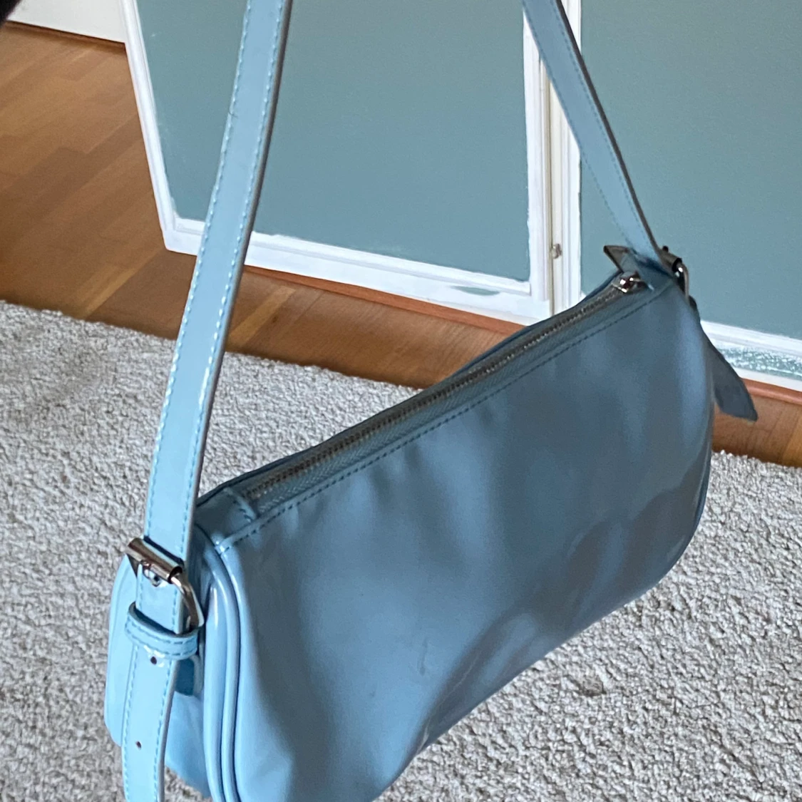 Blå shoulderbag  - 90