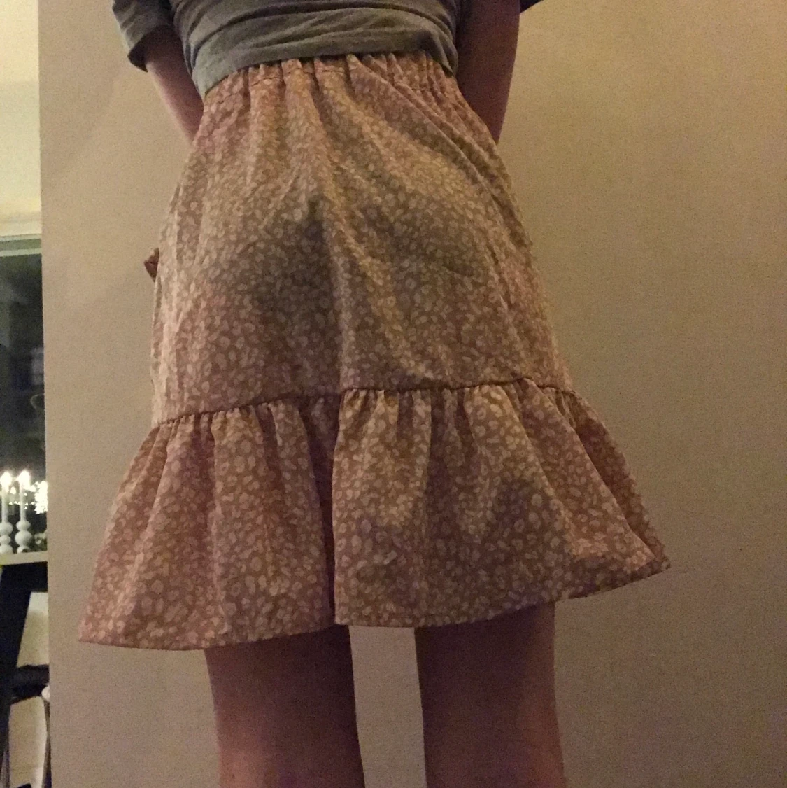 Ljus Rosa kjol med leopard mönster - 90