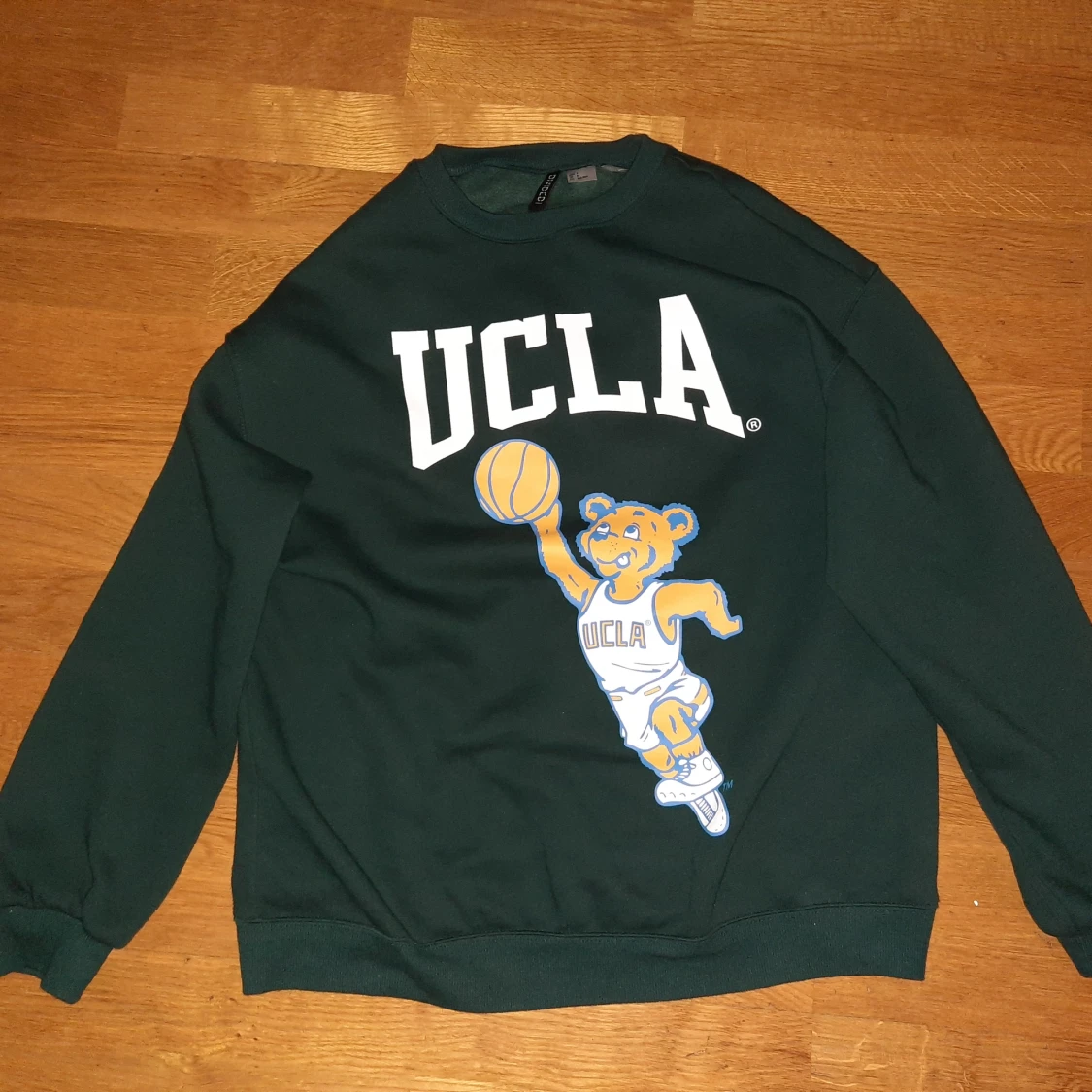 UCLA Swetshirt H&M - 90
