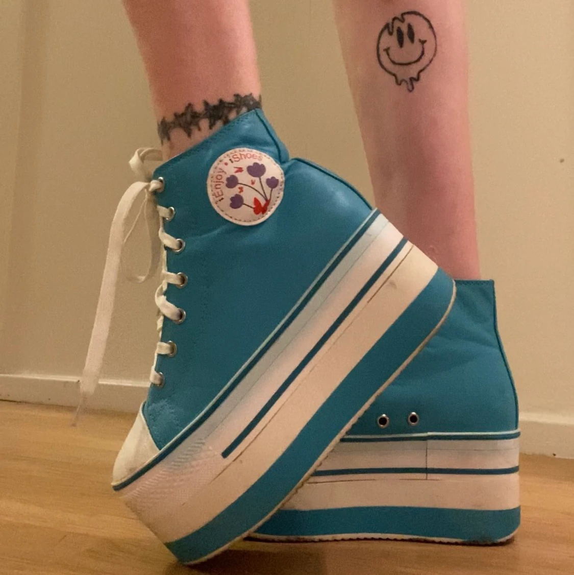 Platåskor blåa  - 90