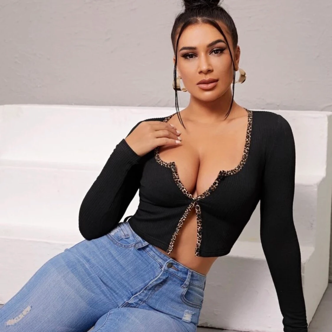 leopard patterned shirt! 🐆  - 90