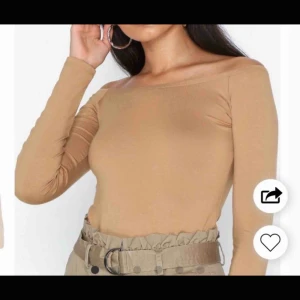 - Helt ny topp från nelly xs men stretchig då kan passa s