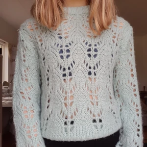 Stickad tröja BikBok - Nypris 400 kr.