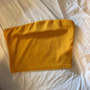  - Snygg tubtopp från bohoo as cool! 