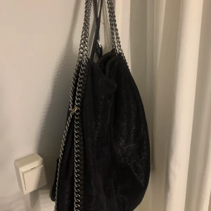 Väska  - Svart Väska fint sick 💕💕