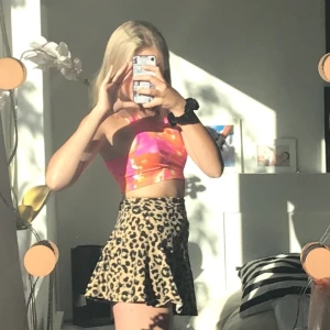 Leopard kjol - En kjol från Hm, säljer pga för liten.