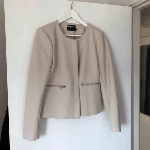  - Använd ett fåtal gånger, mycket fint skick. 