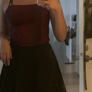 Glitterlinne - Jättefint glitter linne som är lite för litet för mig, storlek s men ganska tight runt bysten