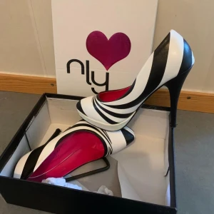 Nly klackskor  - Nly klackskor, oanvända 