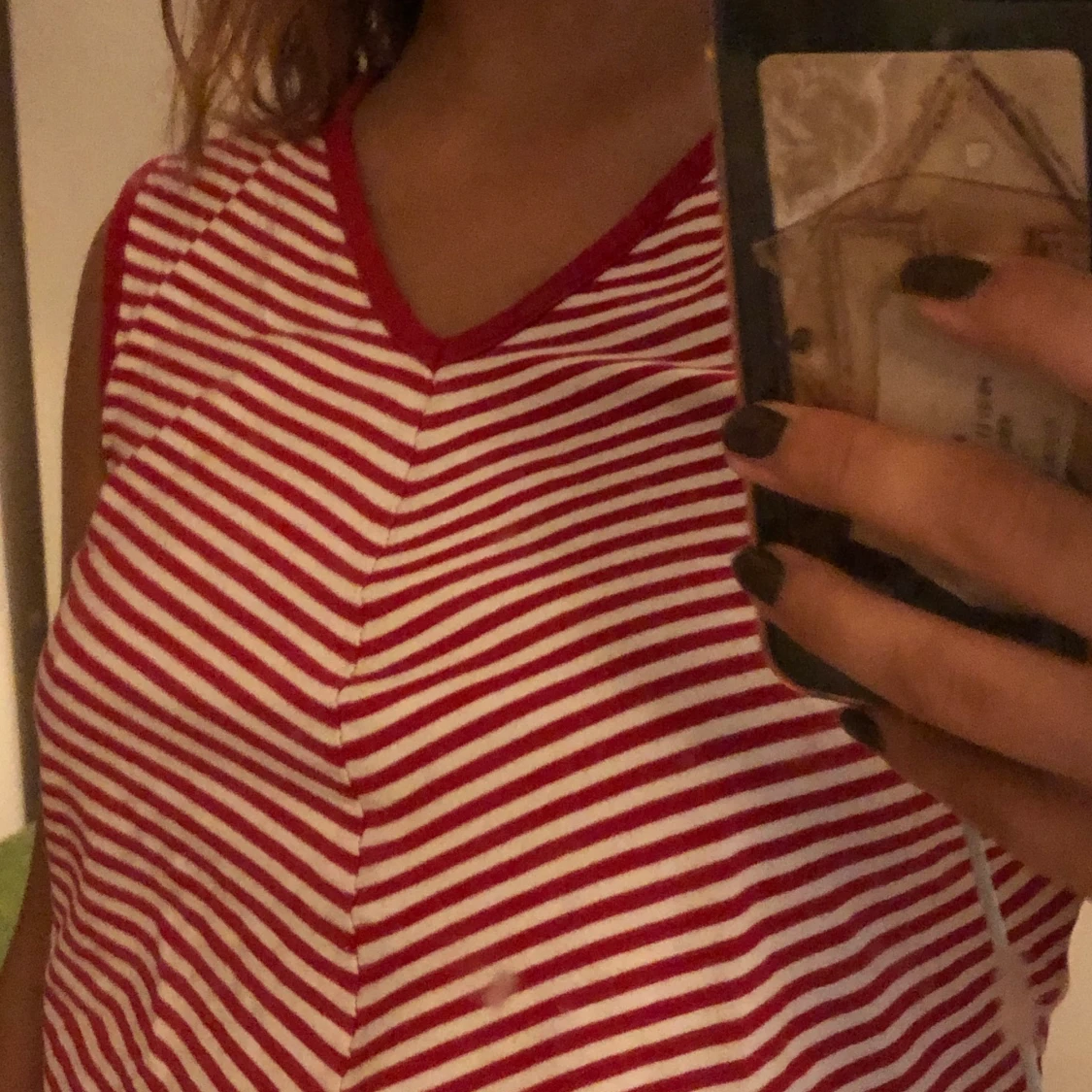 vit- och rödrandigt linne  - 90