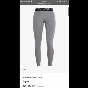 Nike S  - Nike tights strl XS, men skulle säga att de passar både S och M då jag själv är en s/m. säljer pga kommer ej till användning. SUPER sköna. Pris kan diskuteras