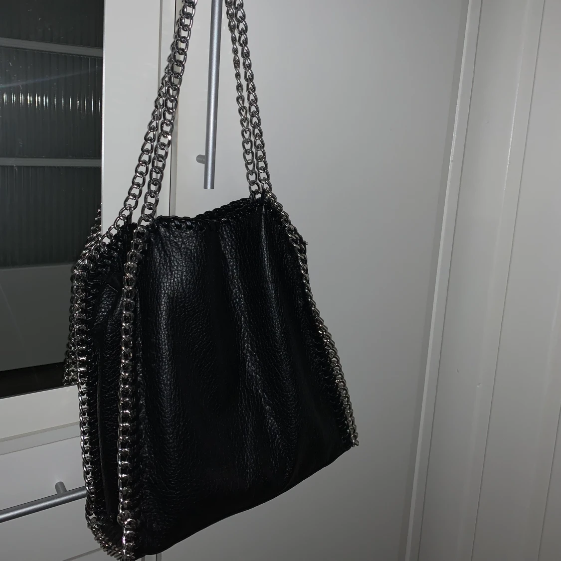 Snygg väska från Scorett