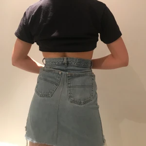 Vintage jeanskjol - Storlek 25-26!