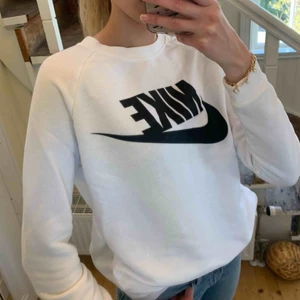  - Endast använd några fåtals gånger. Säljer pga av att ja inte har fått användning för den, köparen står för frakt 💞💞