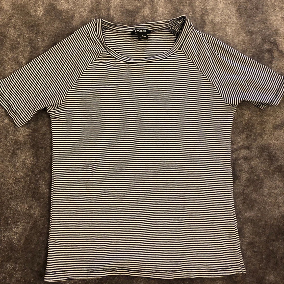 Snygg randig tröja från Monkl - 90