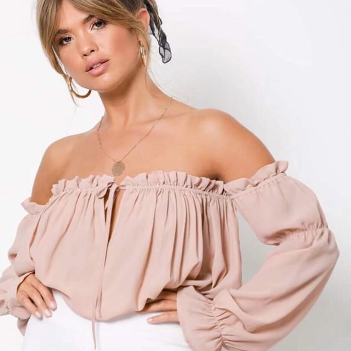 OFF SHOULDER BLOUSE