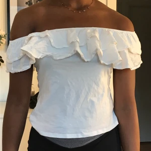 H&m - Denna jätte sommriga tröja❄️❄️