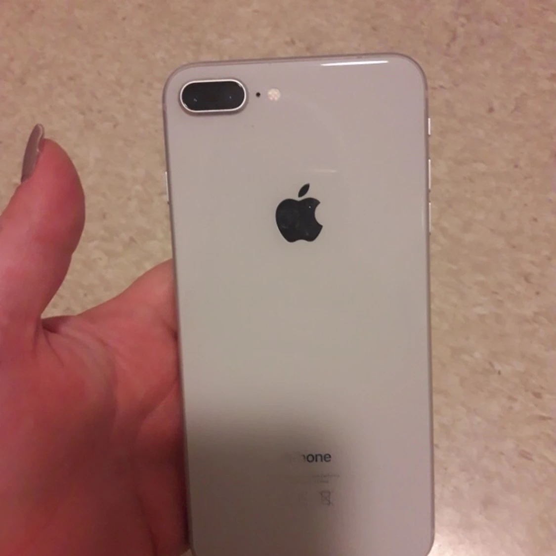 iPhone 8 Plus 64 gb  - 90