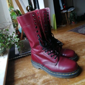  - Knappt använda. Pris kan diskuteras. Köparen står för frakt (150 kronor) 