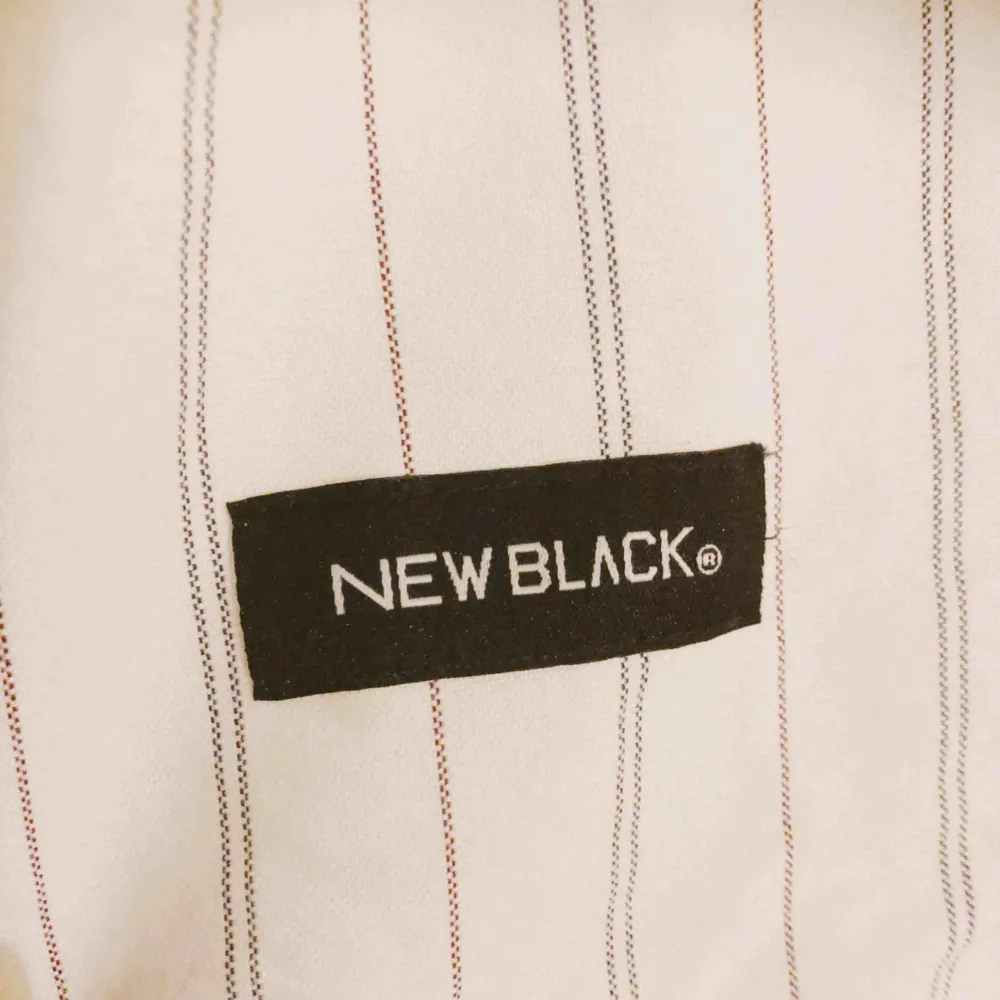 Baseball T-shirt/skjorta från New Black. Använd 2 gånger. Nypris 599kr. ✨. Skjortor.