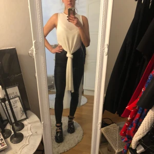  - Cool lång tröja. 