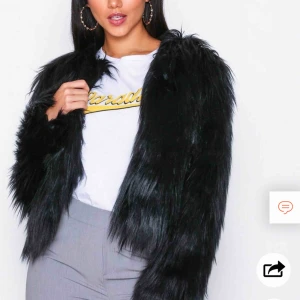  - Oanvänd med lappar kvar Från missguided, köpt från nelly