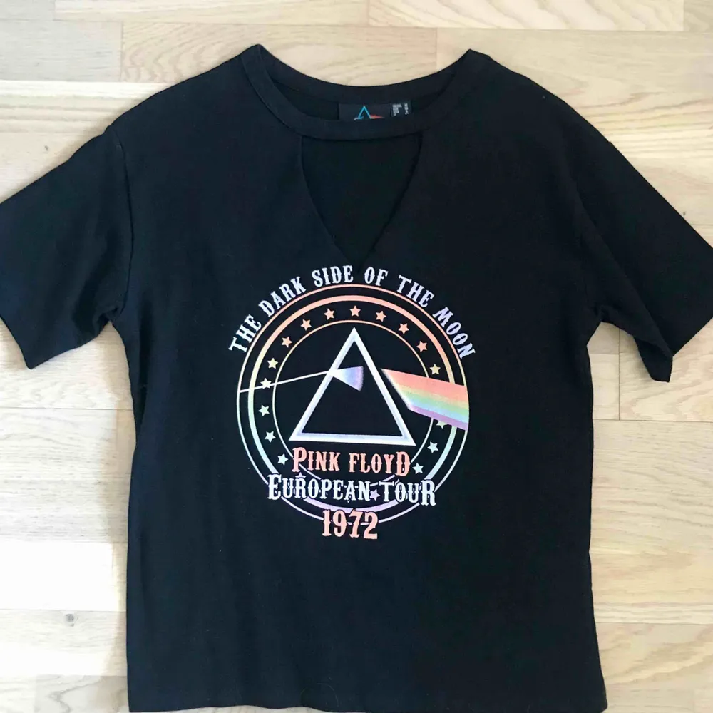 🎱 Pink Floyd tröja (använd en gång) 🎱. T-shirts.