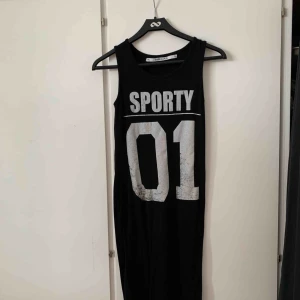  - Långklänning från lager 157 i mjukt material 