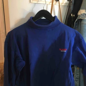  - Vintage polotröja från Everest. Frakt 36 kr!