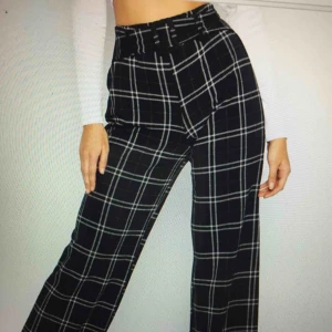  - Nya kostymbyxor från boohoo