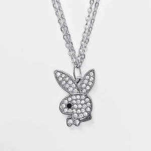  - Sjukt fint nytt halsband med dubbla kedjor och glittrig playboy berlock. Ungefär 60cm långt⛓ frakt ingår i priset🐰🤍