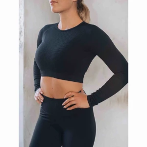  - Ribbed Seamless Crop Long Sleeve  Använd endast 1 gång. Möts helst upp i helsingborg😊 