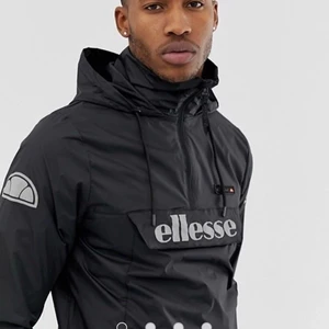 Elesse  - Elesse vindjacka perfekt nu till hösten 