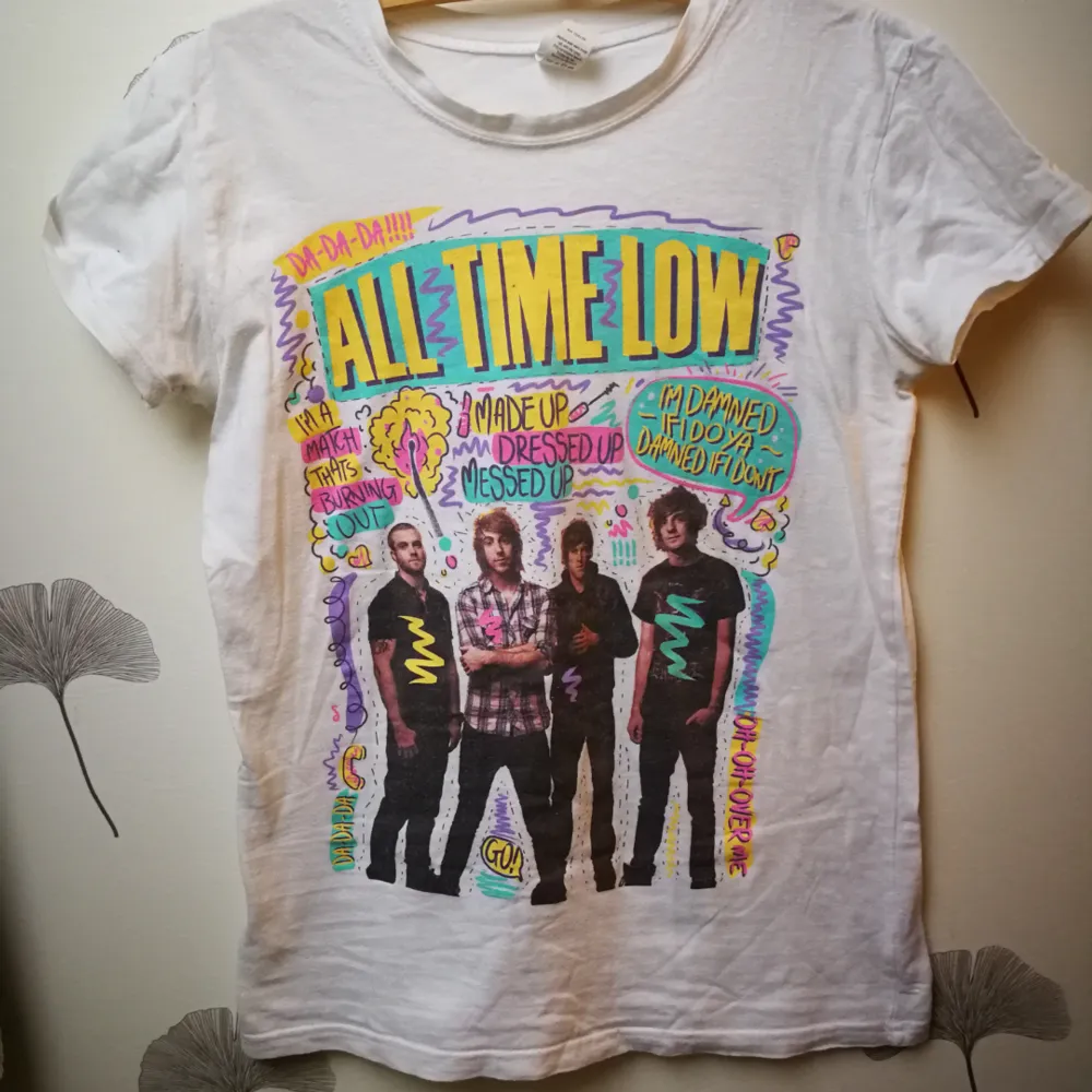 All time low tröja. T-shirts.