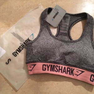  - Slutsåld sport-BH från Gymshark. Lappen kvar. S. Frakt ingår 