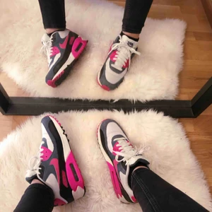 Nike air Max  - assnygga Nike Air Max i storlek 38,5 💓 jag står inte för frakten 