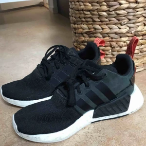  - Fräscha adidas dojjor använda 2 gånger 