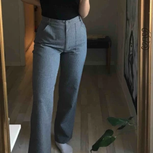  - Supersköna och snygga byxor!!! Köpare står för frakt💖💖