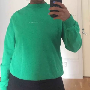  - Tröja från hm, 50kr ink. frakt (Texten har försvunnit inte i tvätten) 