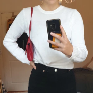  - Fin stickad tröja. Bra skick!