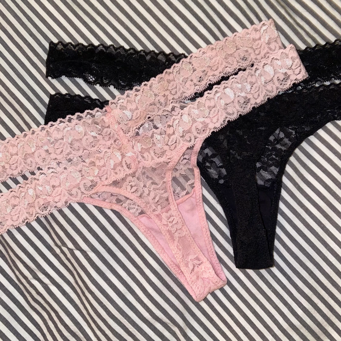 Stringtrosor med delat band - 90