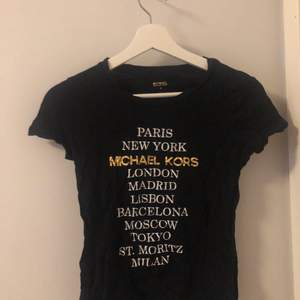 T-shirt från Michael Kors, köpt i New York. 