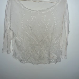 Odd Molly  -  Odd Molly vit 